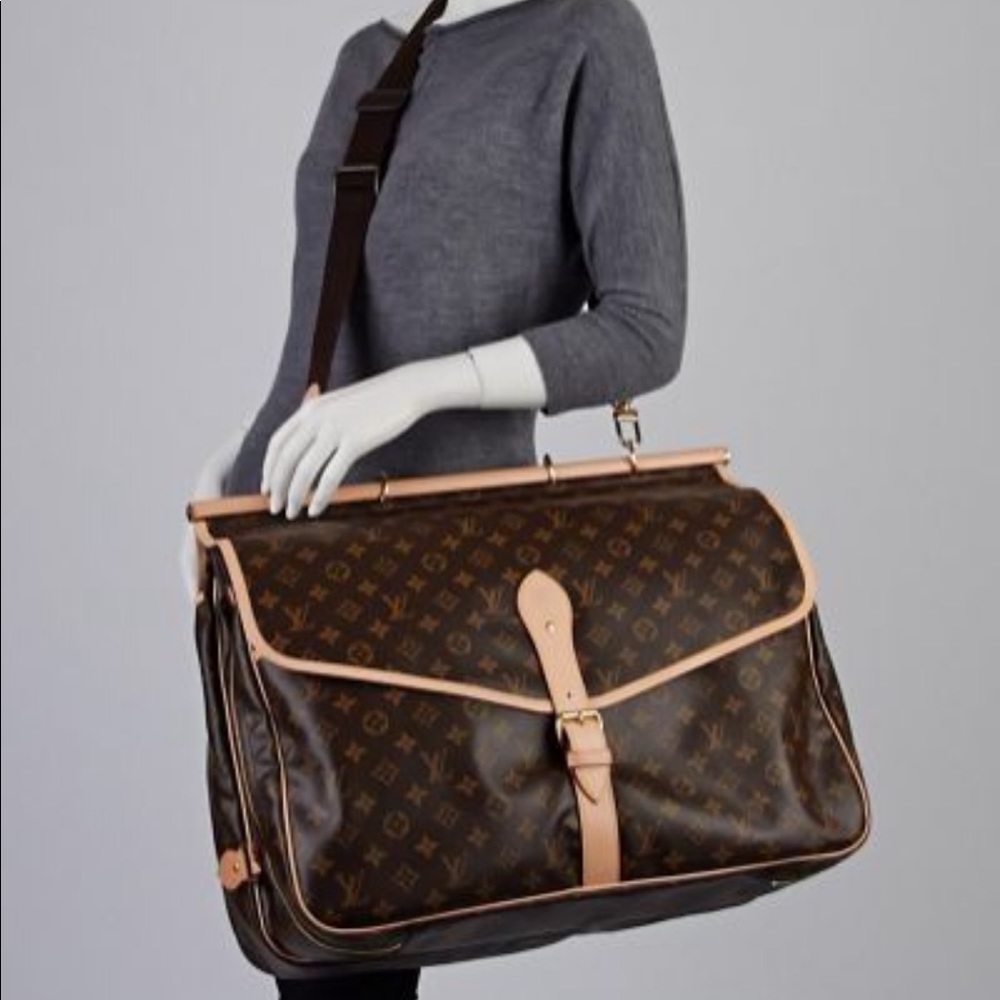 AUTH Louis Vuitton Sac Chasse AMAZING VINTAGE XLNT - Picture 1 of 8